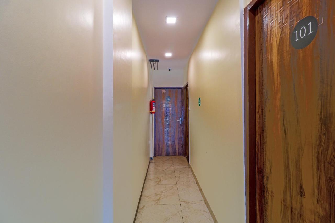 Hotel Priceless ムンバイ エクステリア 写真